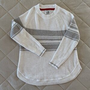 Roots Cabin pullover sweater new